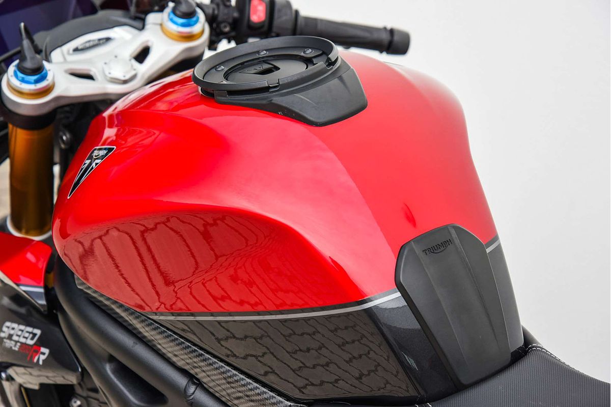 2022 Triumph Speed Triple R