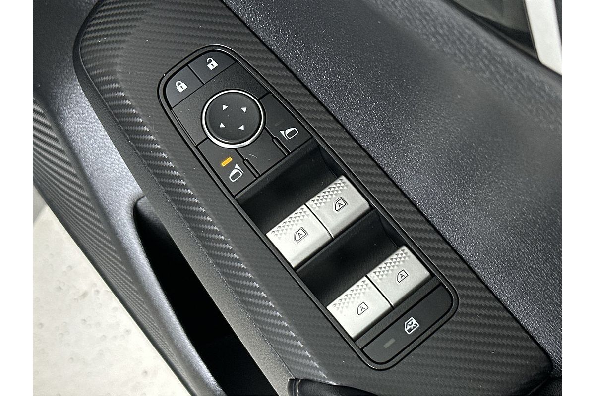 2024 Mitsubishi Outlander ES ZM
