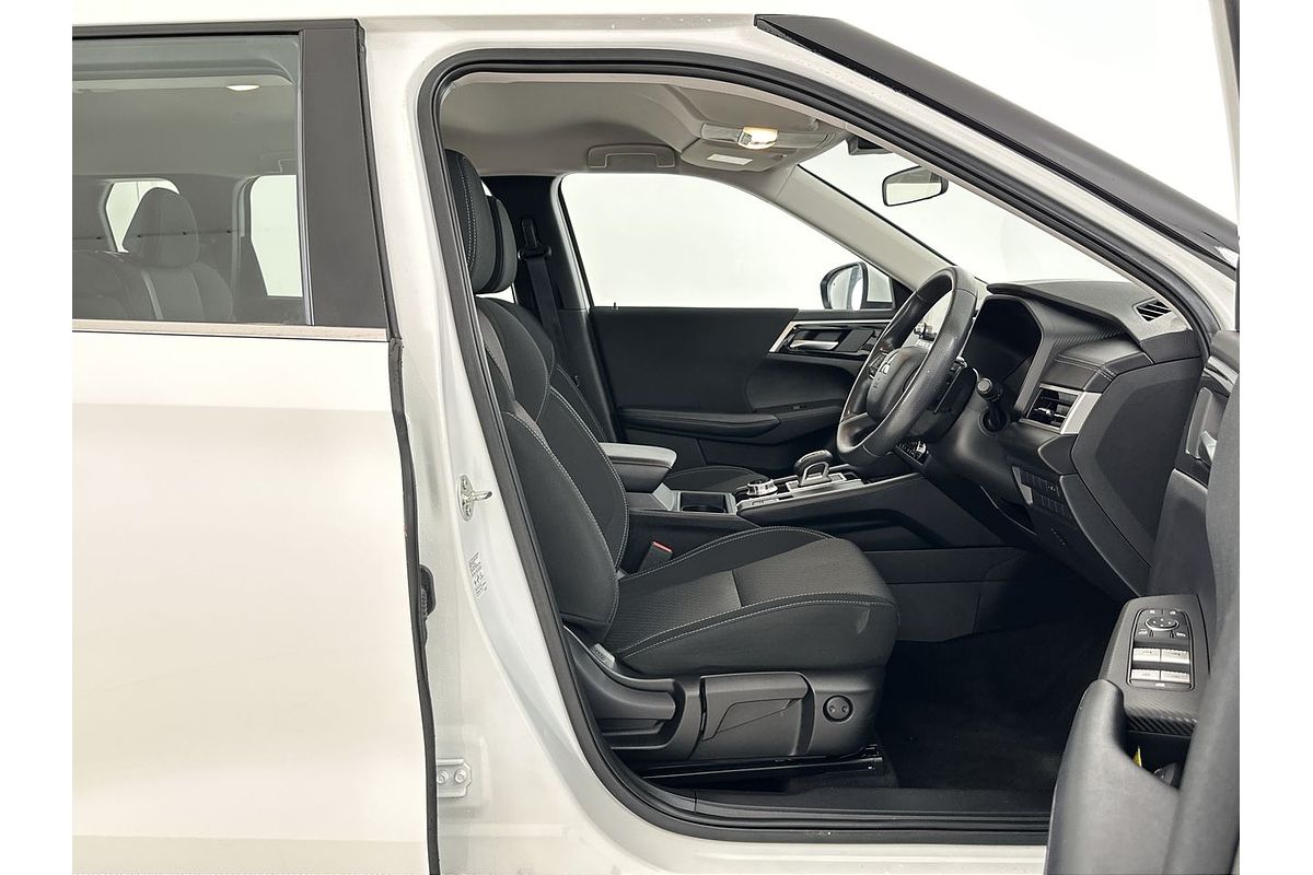 2024 Mitsubishi Outlander ES ZM