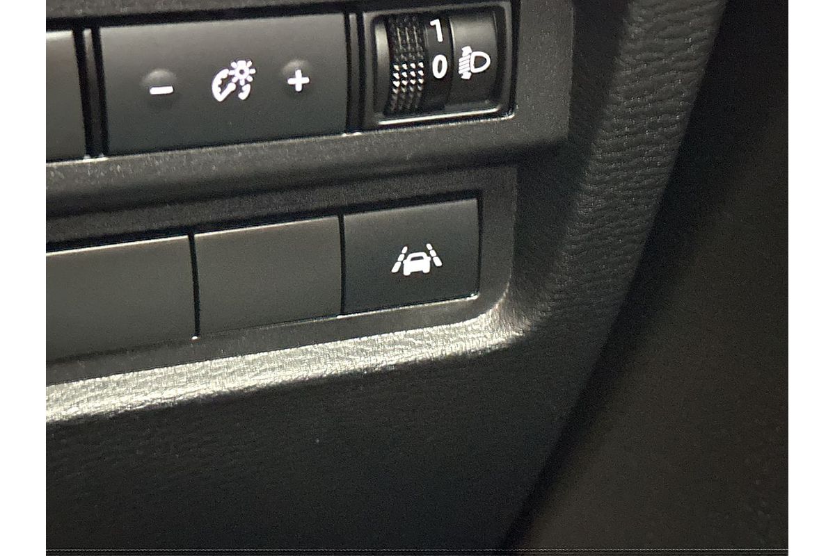 2024 Mitsubishi Outlander ES ZM