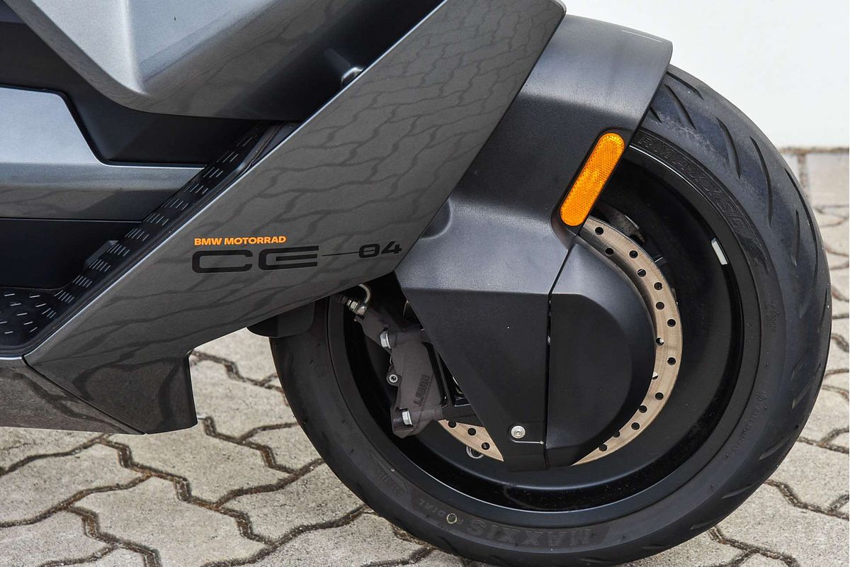 2023 BMW CE 04 Avantgarde CE