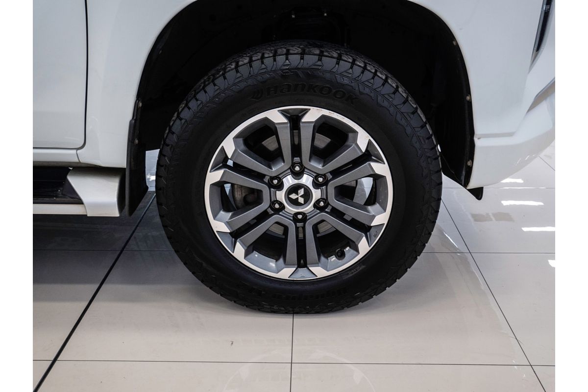 2020 Mitsubishi Triton GLS MR 4X4