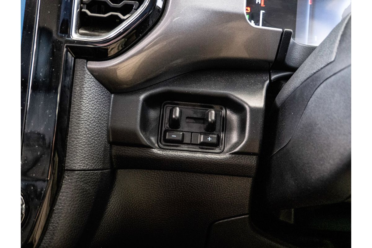 2023 Ford Everest Sport