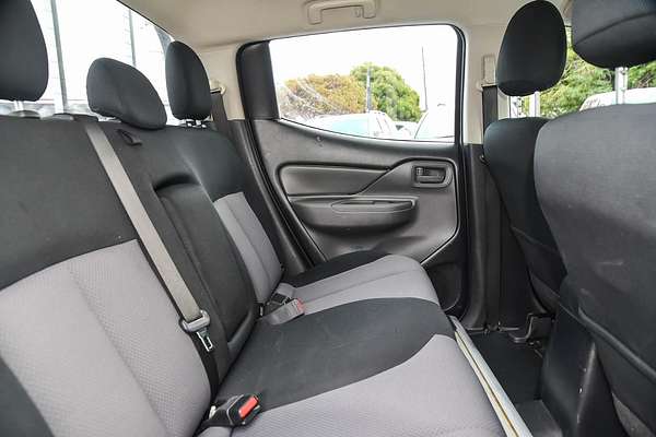 2017 Mitsubishi Triton GLX MQ 4X4