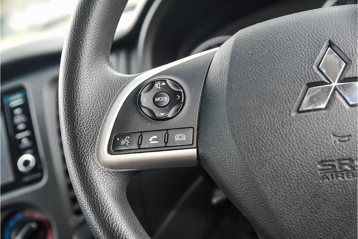 2017 Mitsubishi Triton GLX MQ 4X4