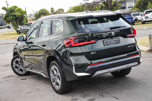 2022 BMW X1 sDrive18i U11