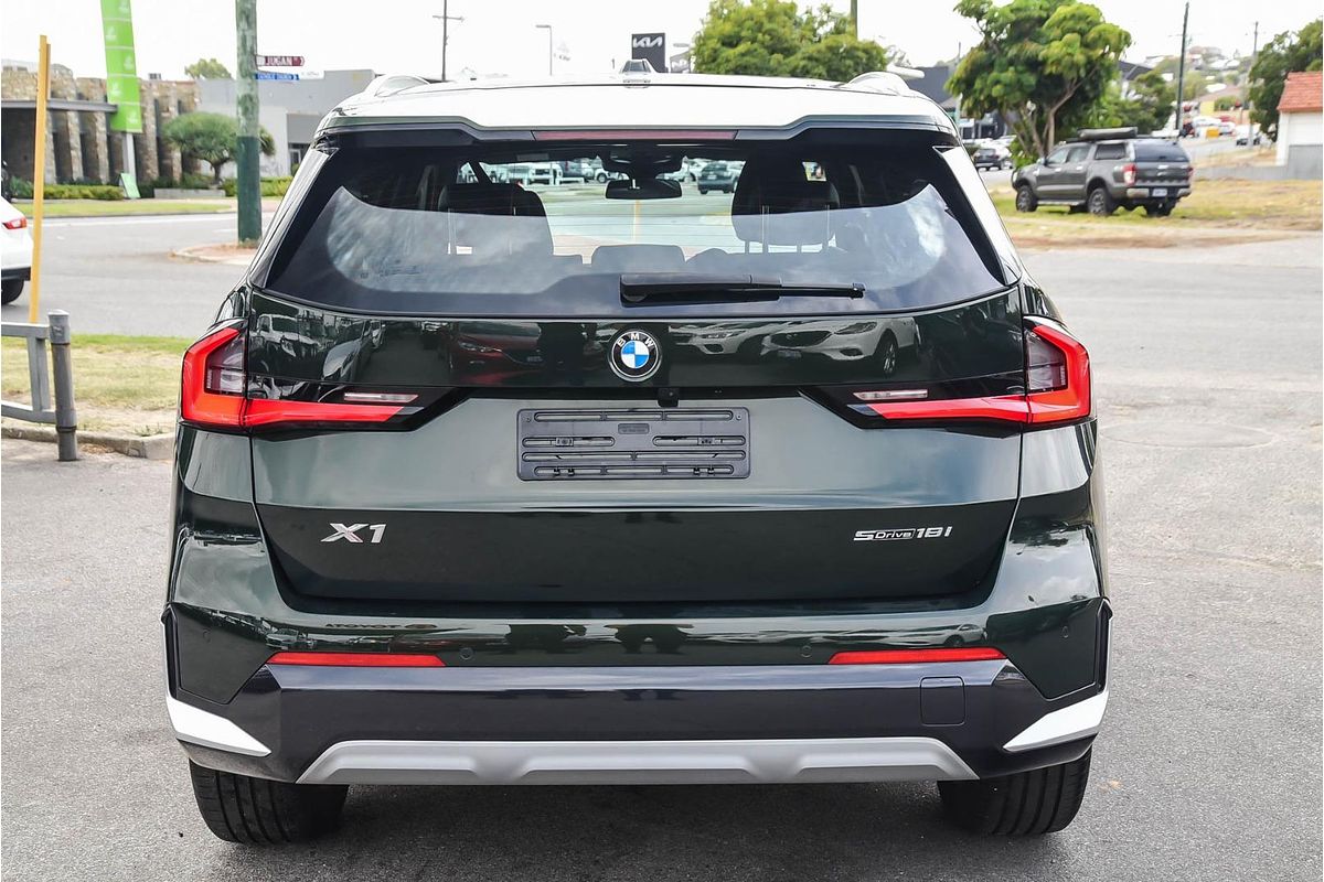 2022 BMW X1 sDrive18i U11