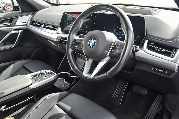2022 BMW X1 sDrive18i U11