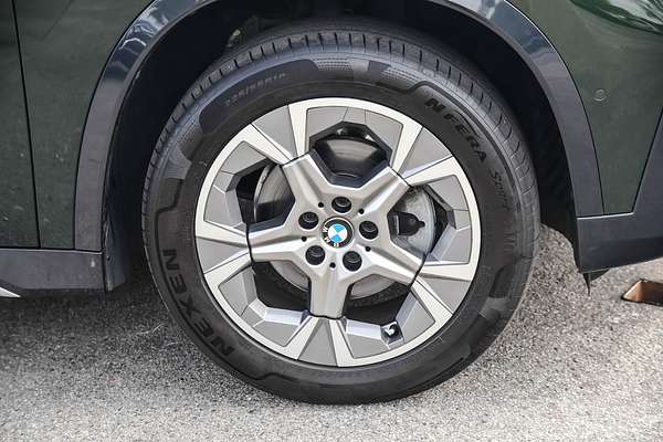2022 BMW X1 sDrive18i U11