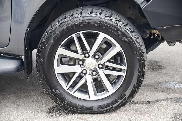 2020 Toyota Hilux SR5 GUN126R 4X4