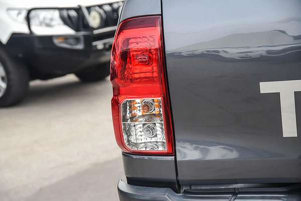 2020 Toyota Hilux SR5 GUN126R 4X4