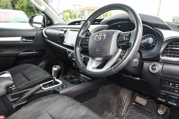 2019 Toyota Hilux SR5 GUN126R 4X4