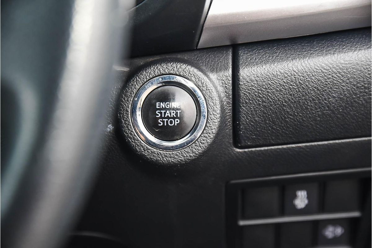 2020 Toyota Hilux SR5 GUN126R 4X4