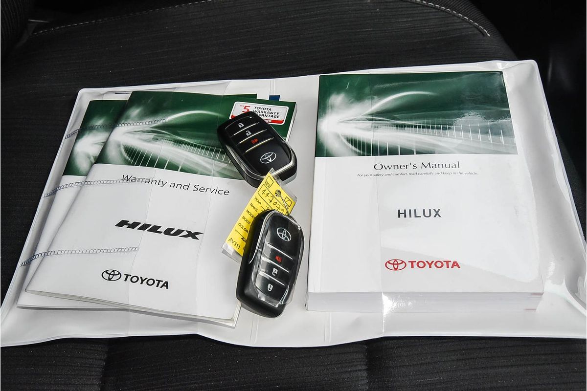 2020 Toyota Hilux SR5 GUN126R 4X4
