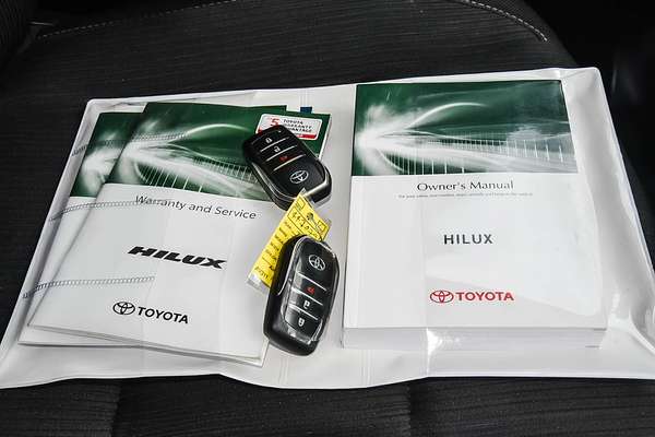 2020 Toyota Hilux SR5 GUN126R 4X4