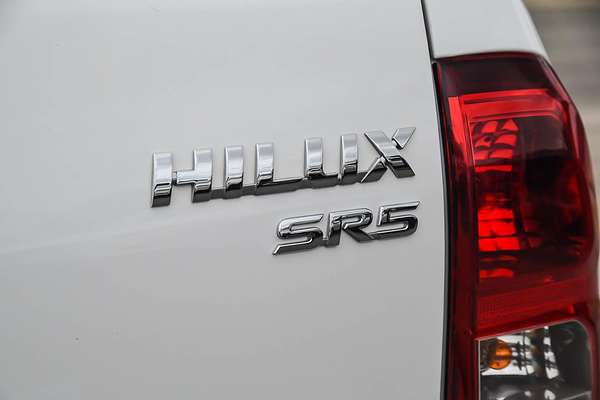 2019 Toyota Hilux SR5 GUN126R 4X4