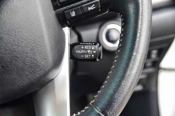 2019 Toyota Hilux SR5 GUN126R 4X4