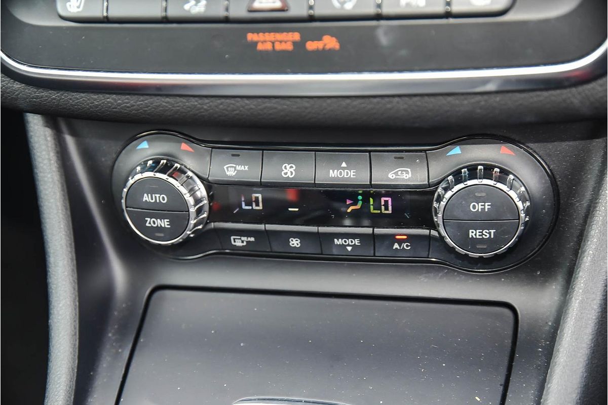2015 Mercedes-Benz GLA-Class GLA45 AMG X156