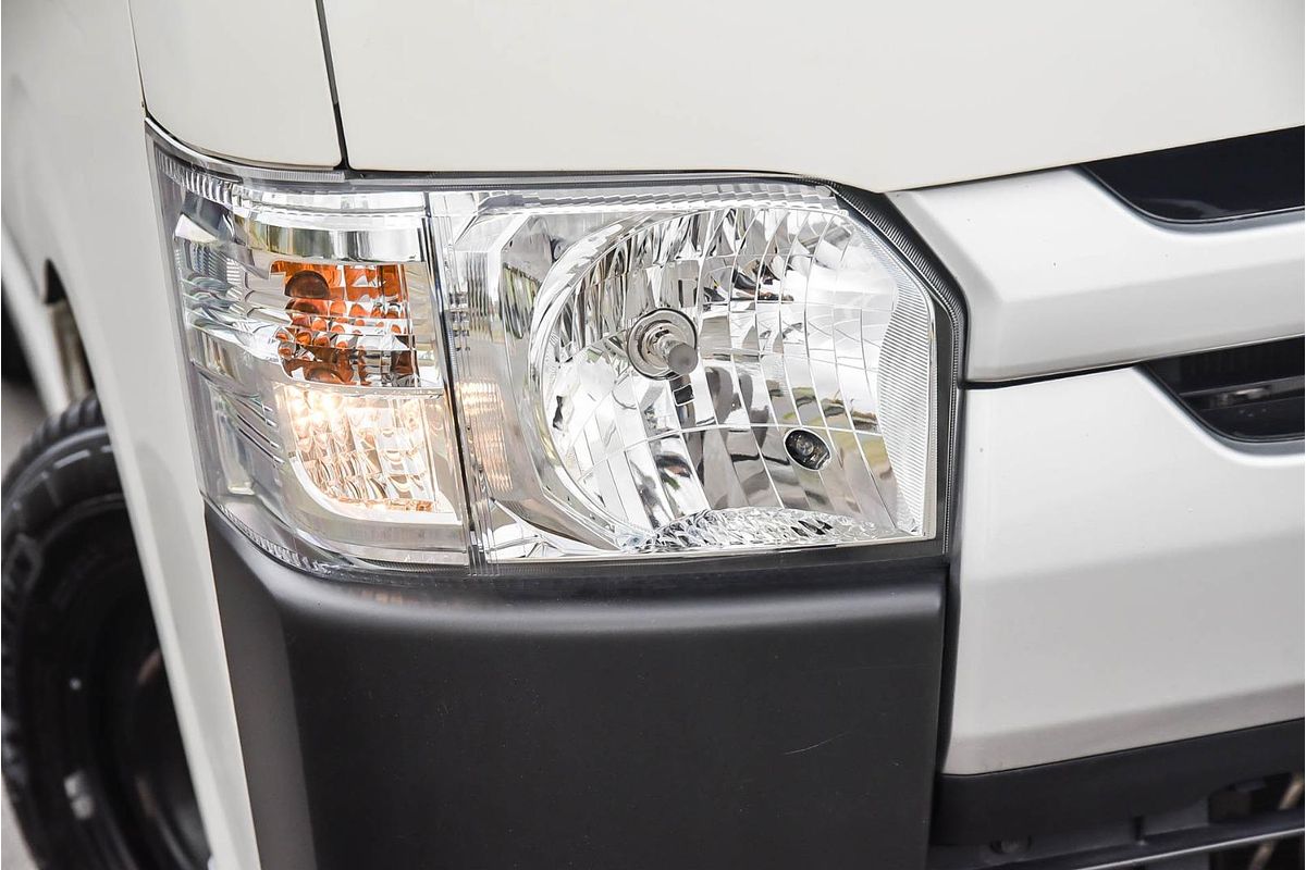 2018 Toyota Hiace KDH201R LWB