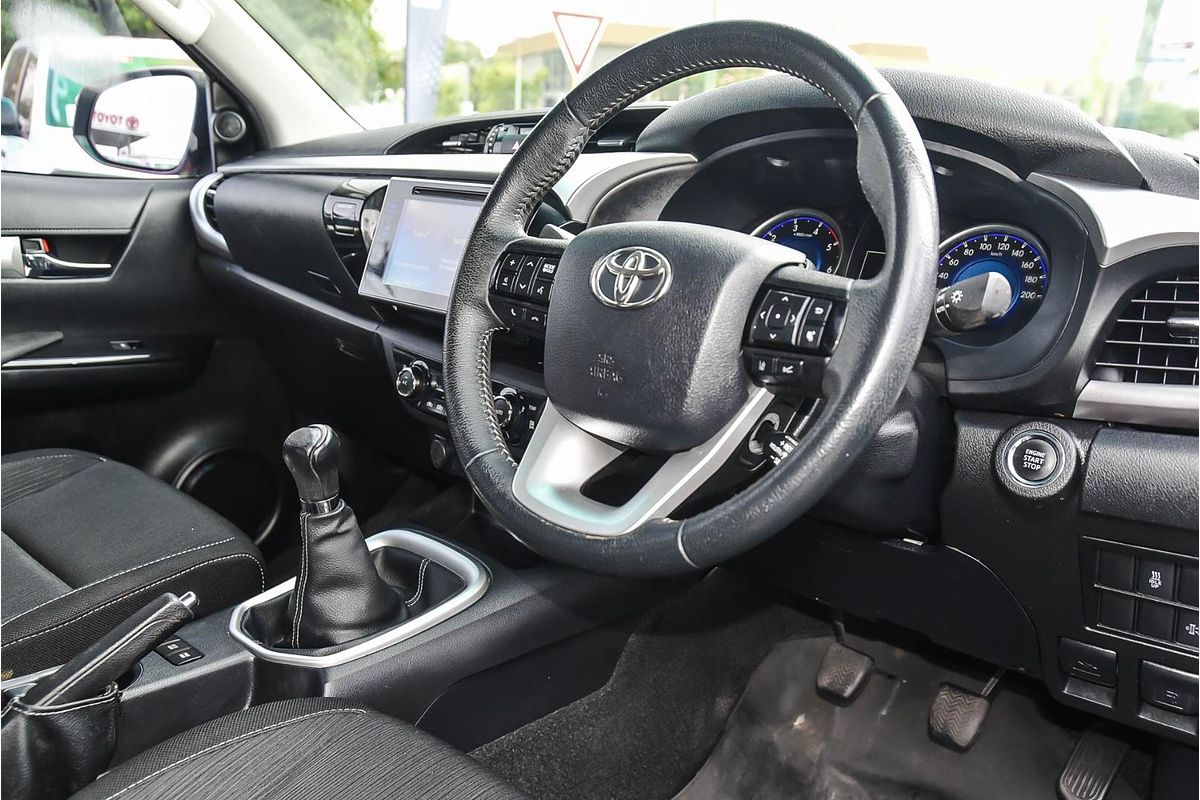 2020 Toyota Hilux SR5 GUN126R 4X4