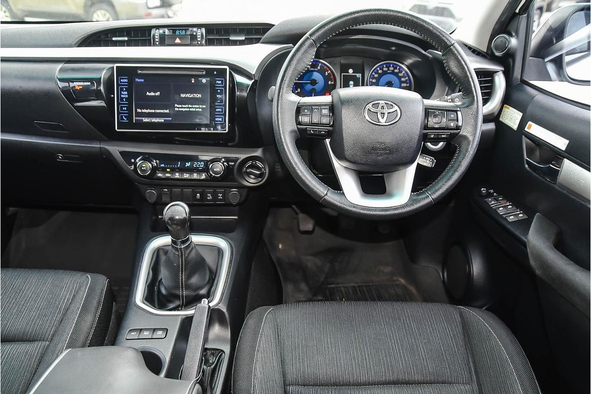 2020 Toyota Hilux SR5 GUN126R 4X4