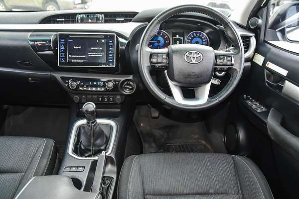 2020 Toyota Hilux SR5 GUN126R 4X4