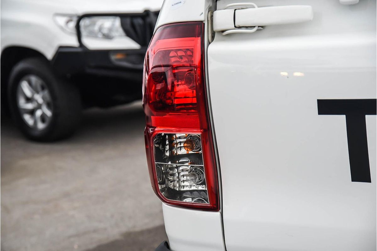 2019 Toyota Hilux SR GUN126R 4X4