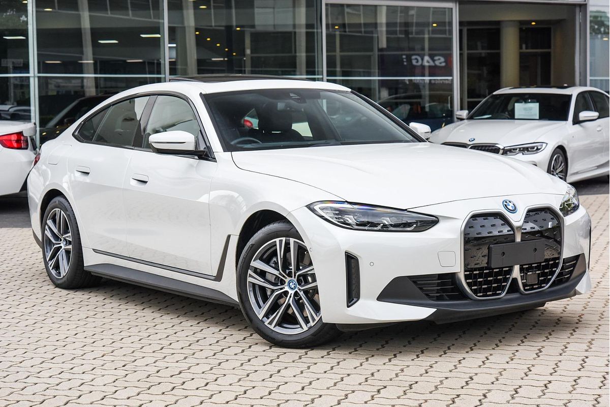2024 BMW i4 eDrive35 G26