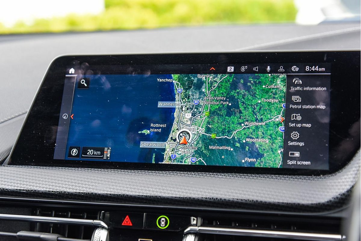 2021 BMW 2 Series 220i M Sport F44