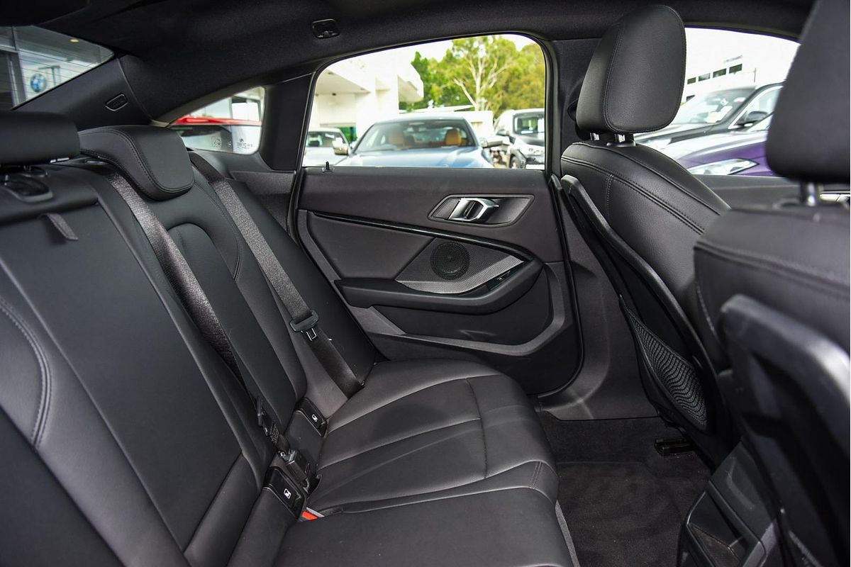 2021 BMW 2 Series 220i M Sport F44
