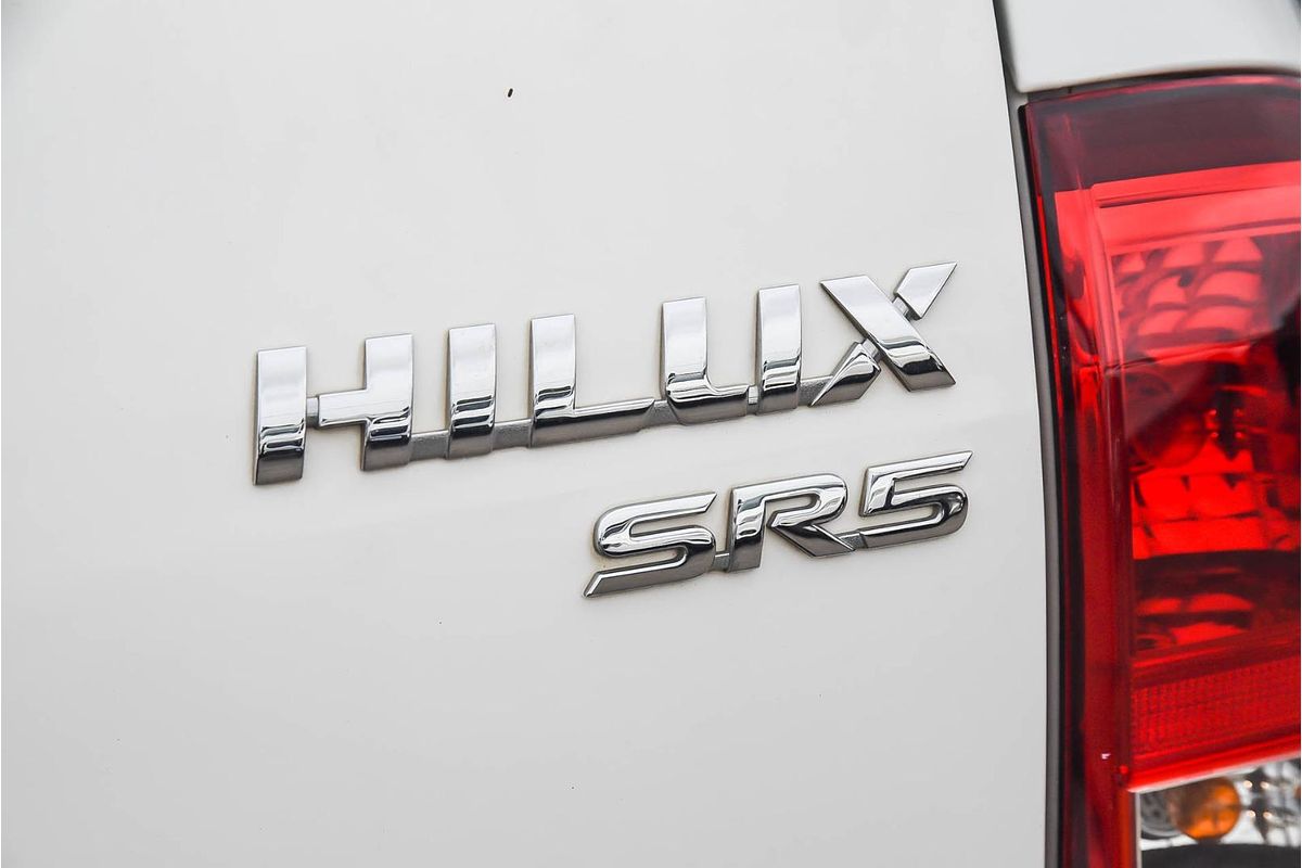 2020 Toyota Hilux SR5 GUN126R 4X4