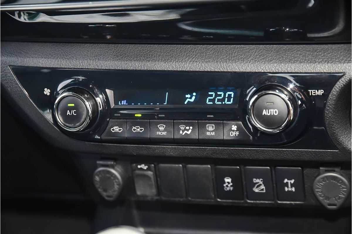 2020 Toyota Hilux SR5 GUN126R 4X4
