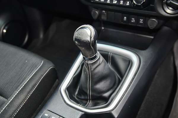 2020 Toyota Hilux SR5 GUN126R 4X4