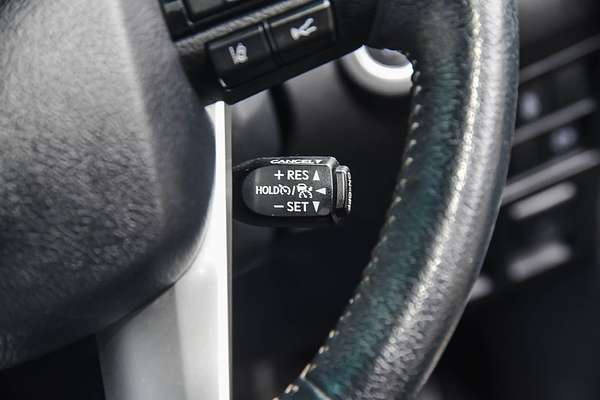 2020 Toyota Hilux SR5 GUN126R 4X4