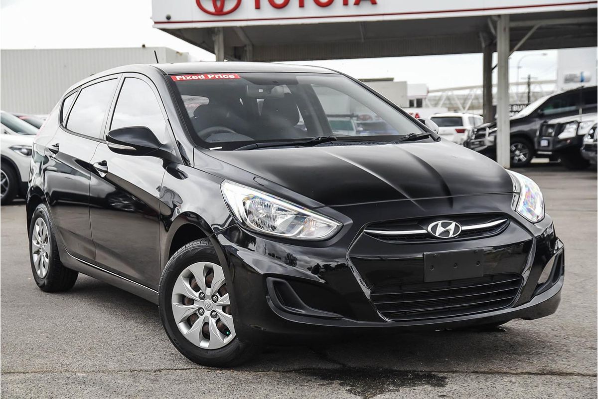 2015 Hyundai Accent Active RB3