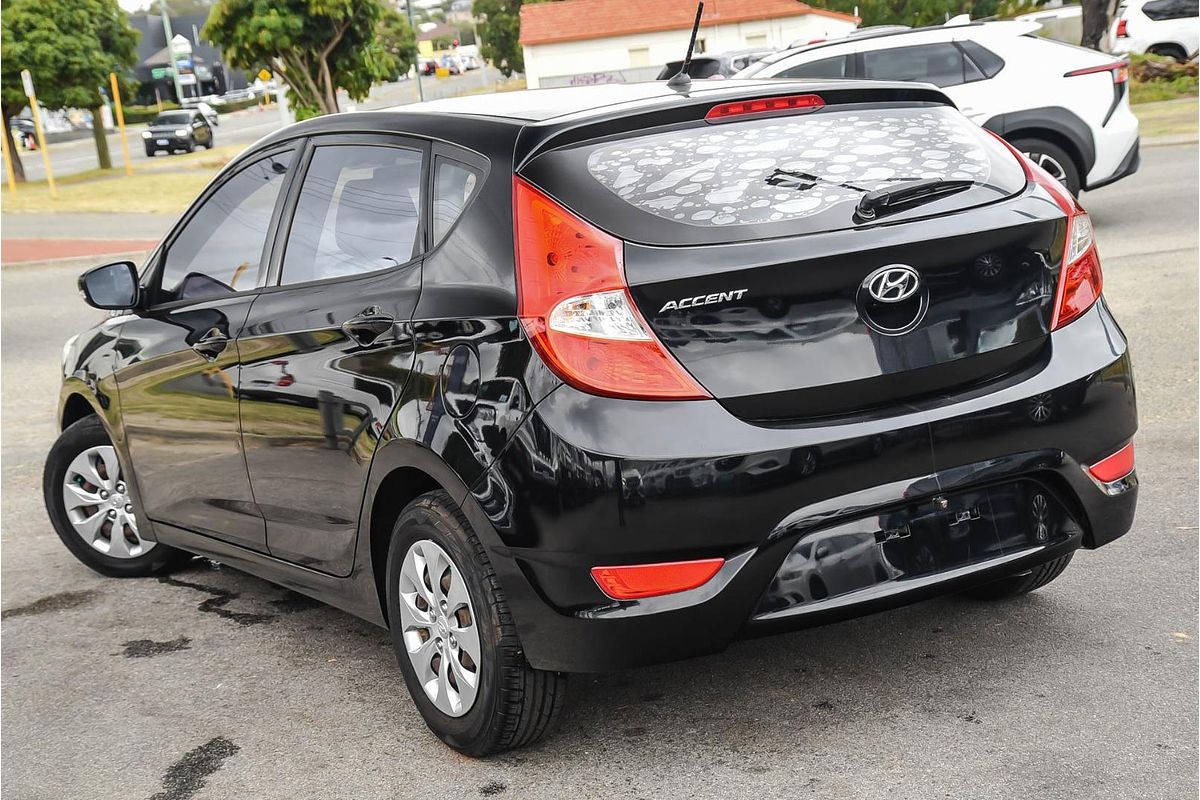 2015 Hyundai Accent Active RB3