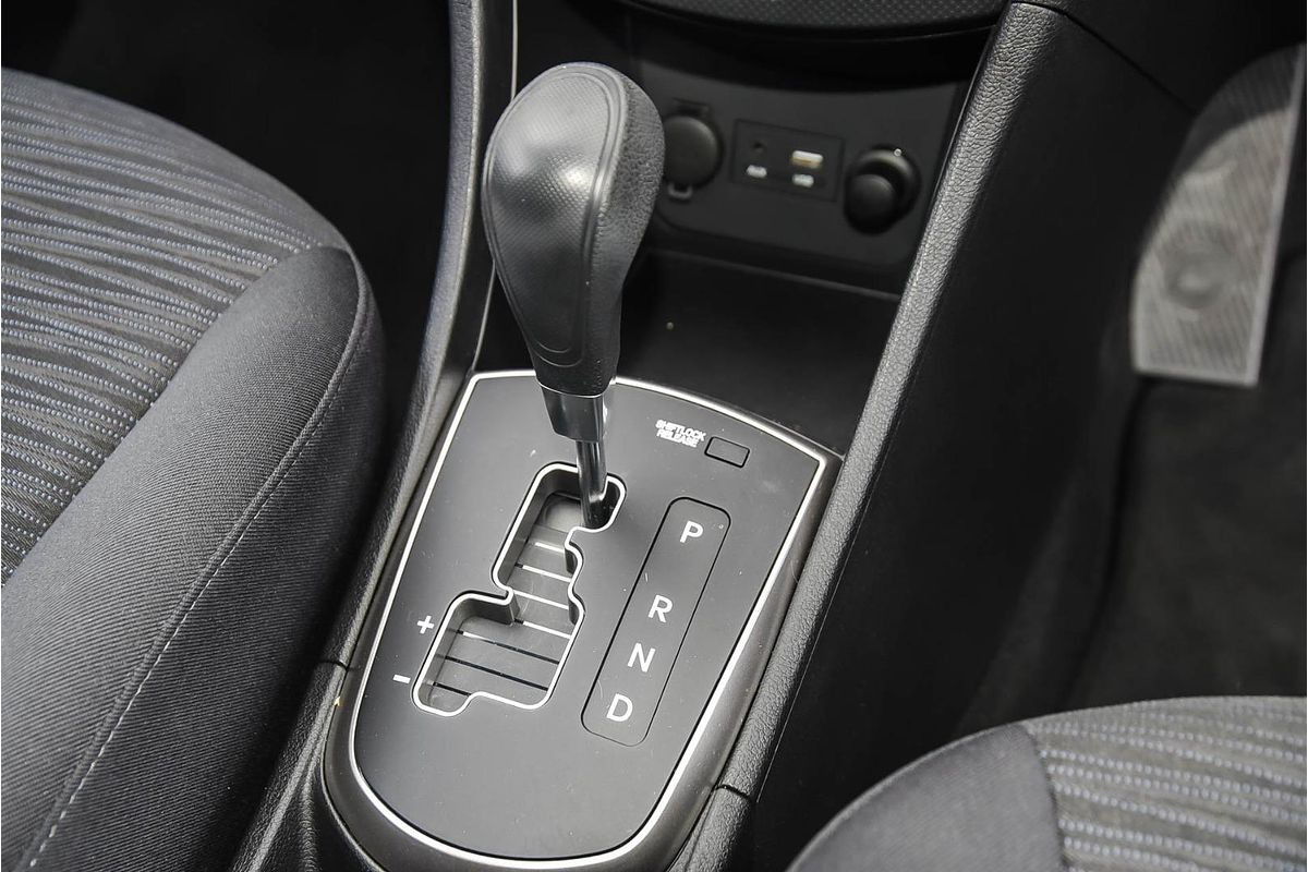 2015 Hyundai Accent Active RB3