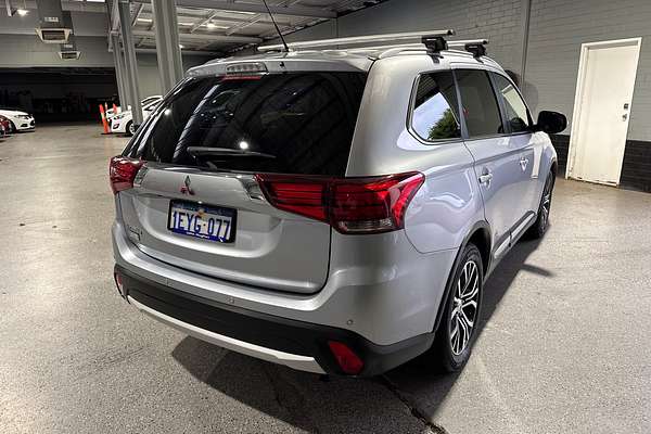 2016 Mitsubishi Outlander XLS ZK