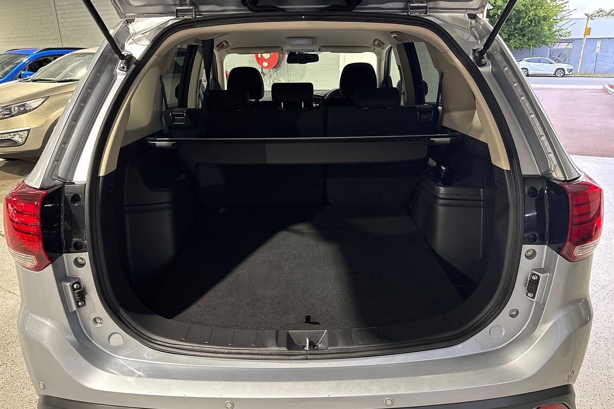 2016 Mitsubishi Outlander XLS ZK