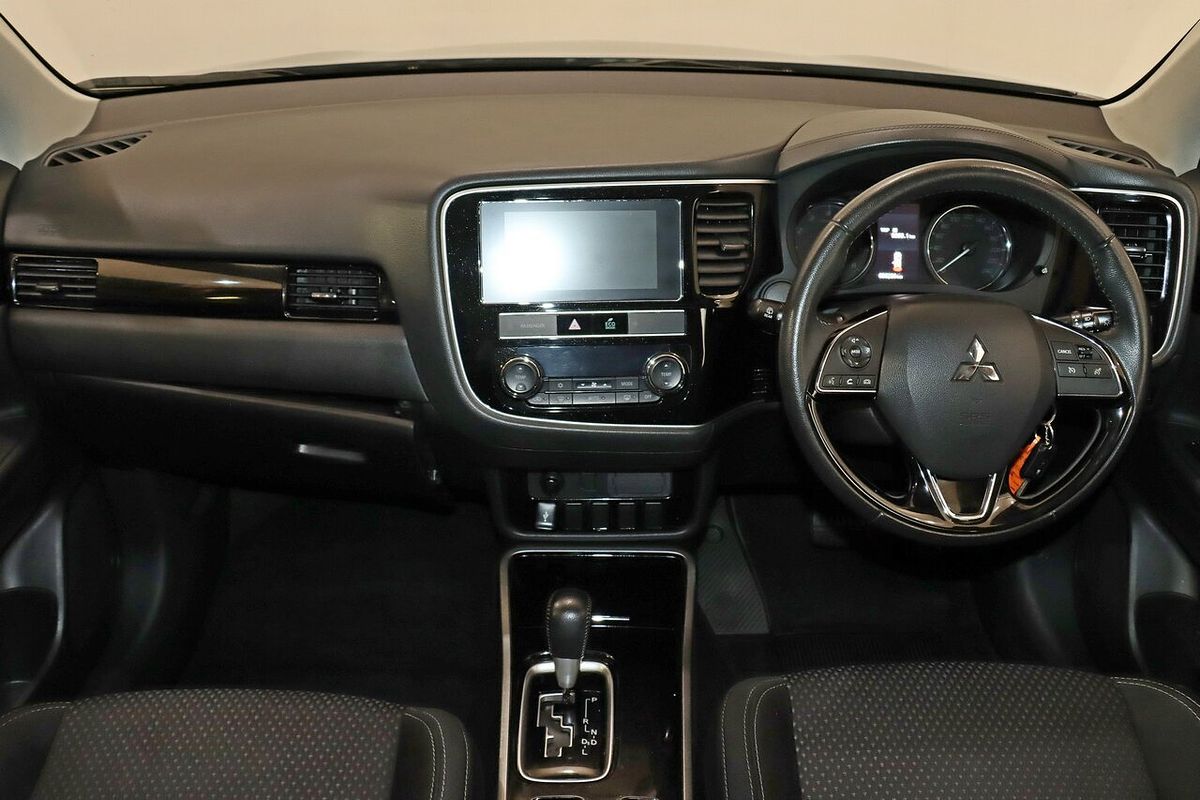 2018 Mitsubishi Outlander ES ZL