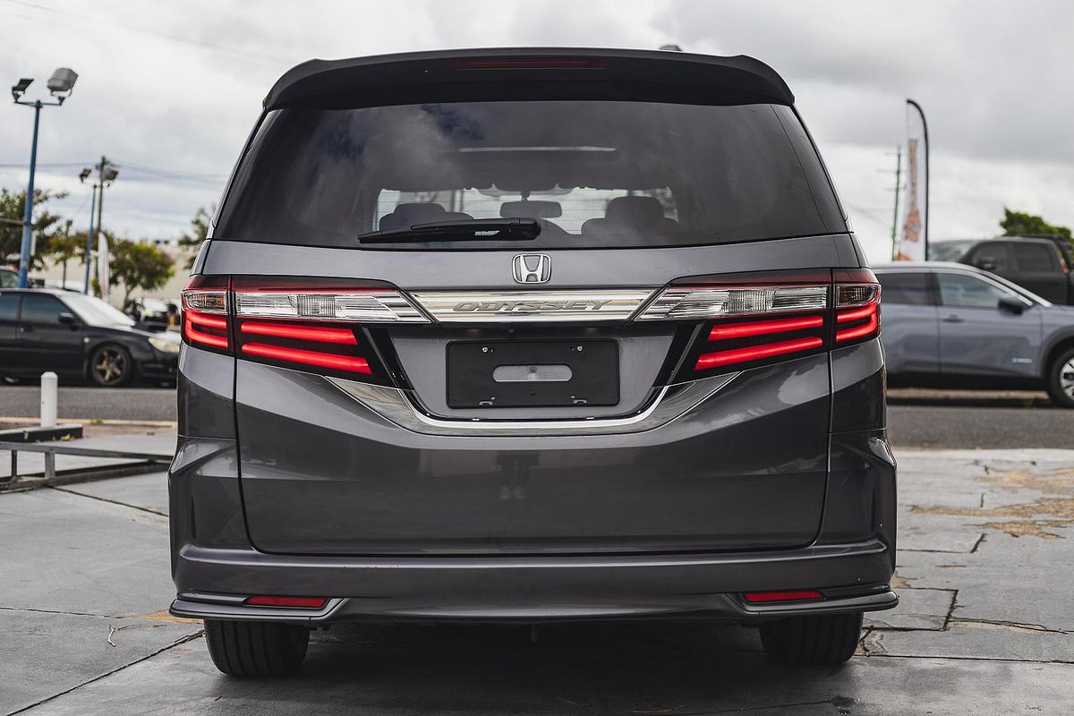 2017 Honda Odyssey VTi-L 5th Gen