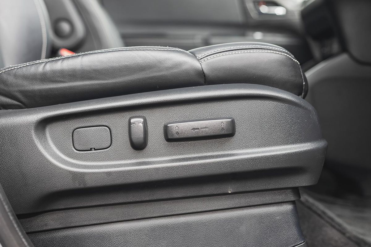 2017 Honda Odyssey VTi-L 5th Gen
