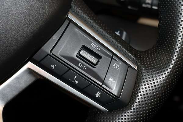 2024 Mitsubishi Outlander LS ZM