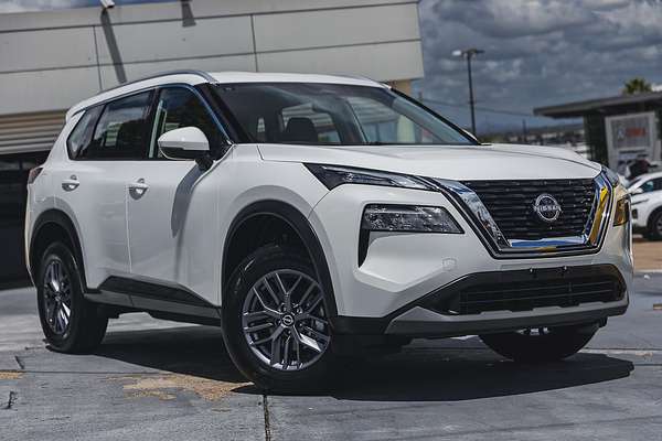 2024 Nissan X-TRAIL ST T33