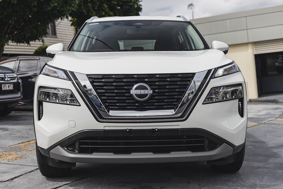 2024 Nissan X-TRAIL ST T33