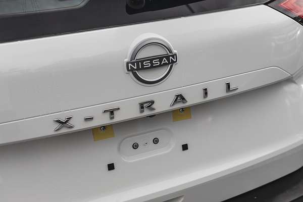 2024 Nissan X-TRAIL ST T33