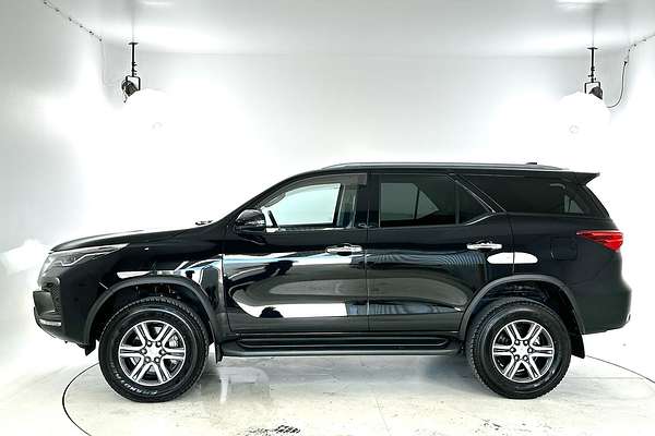 2023 Toyota Fortuner GXL GUN156R