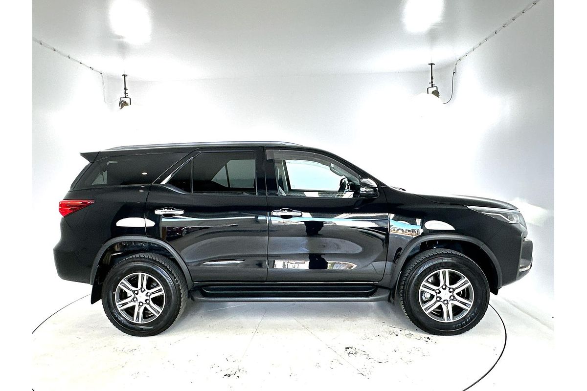 2023 Toyota Fortuner GXL GUN156R