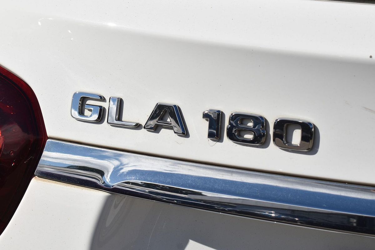2019 Mercedes-Benz GLA-Class GLA180 Urban Edition X156