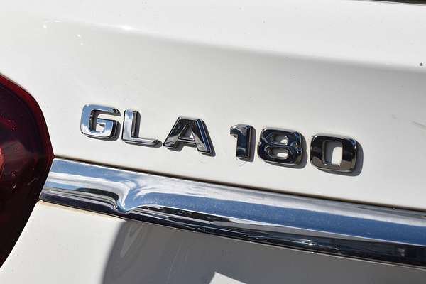 2019 Mercedes-Benz GLA-Class GLA180 Urban Edition X156
